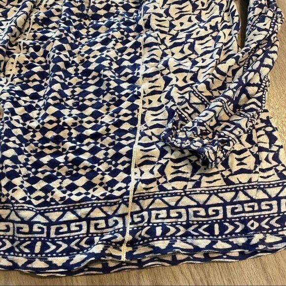 Lucky brand blue/white long sleeve elastic… - Picture 2 of 7